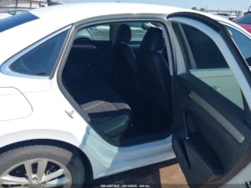 VW Passat 2.0T SE  | Mobile.bg    12
