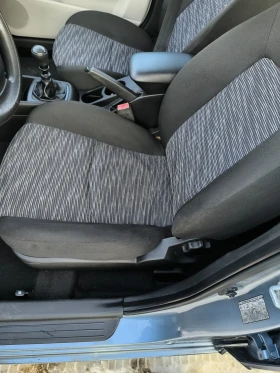 Kia Ceed 1, 4 бен/газ реялни 135000км, обслужен, надежден  - 2400 € / 4693.99 лв. - 35783407 13