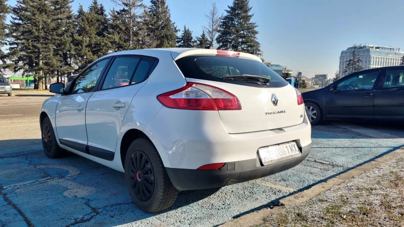 Renault Megane, снимка 5 - Автомобили и джипове - 48263498