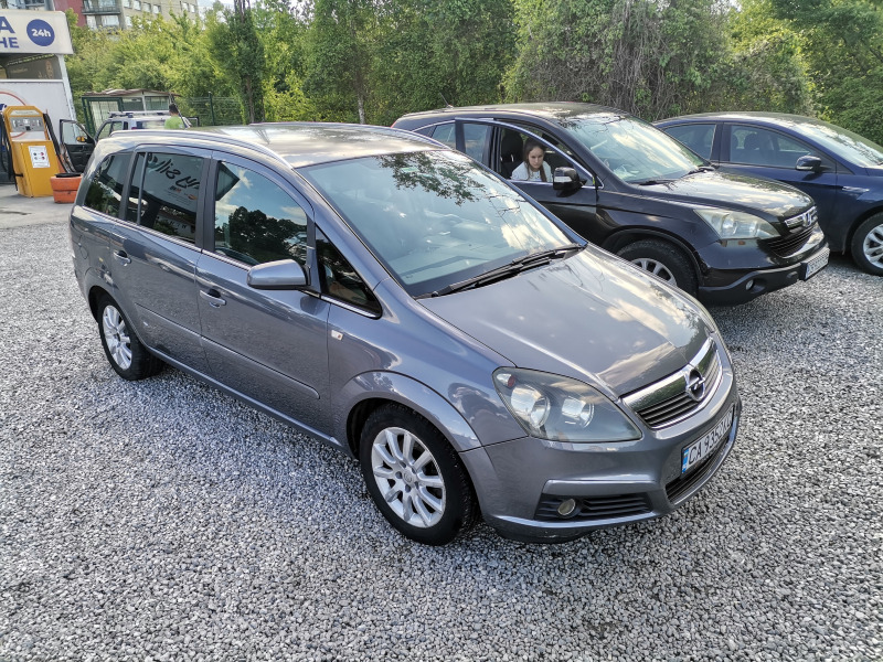 Opel Zafira, снимка 17 - Автомобили и джипове - 46174324