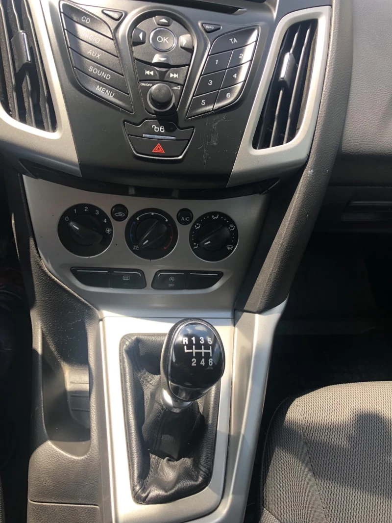 Ford Focus  1.0-ECOBOOTS 125 кс., снимка 16 - Автомобили и джипове - 52420900