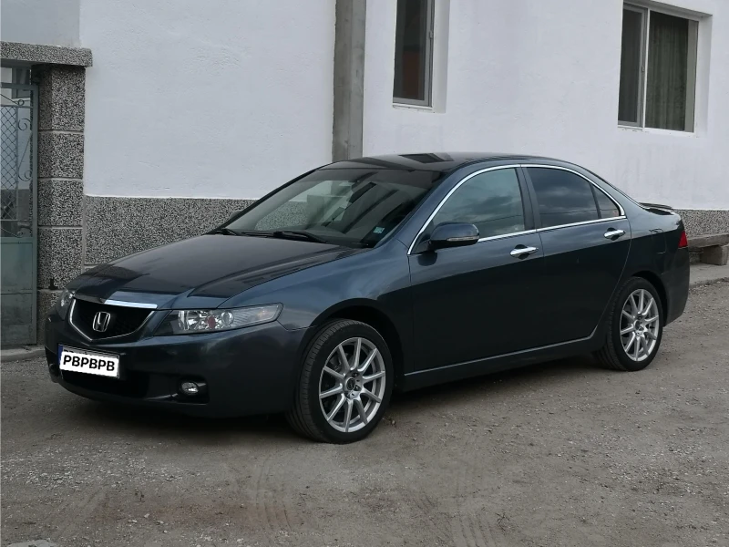 Honda Accord 2.2 icdti, снимка 1 - Автомобили и джипове - 48199147