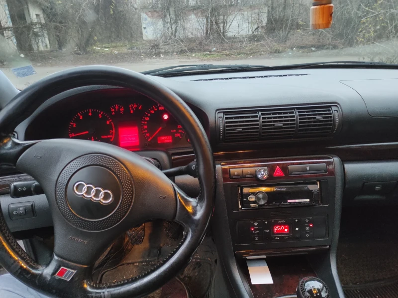 Audi A4 1.8т ajl, снимка 11 - Автомобили и джипове - 48213430