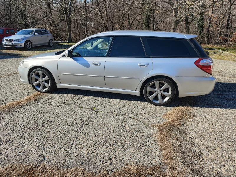 Subaru Legacy 2.0 165кс, снимка 4 - Автомобили и джипове - 48714859