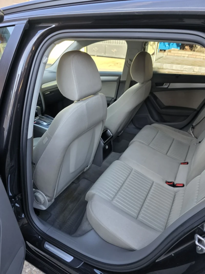 Audi A4 2.0 TDI AUTO 143, снимка 6 - Автомобили и джипове - 52284324