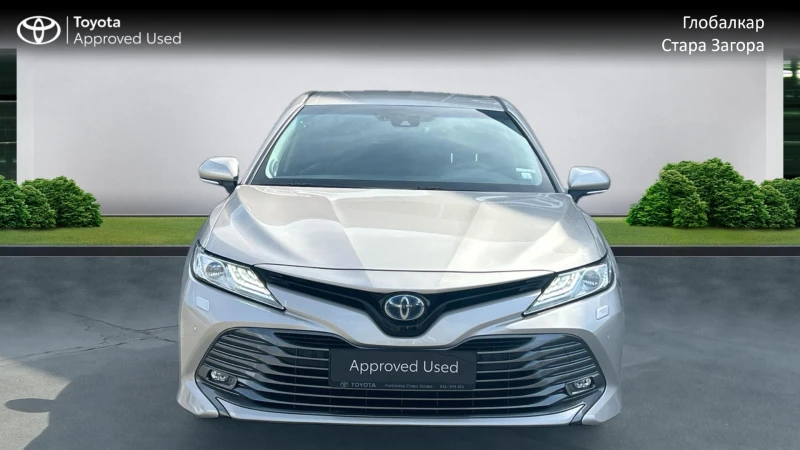 Toyota Camry 2.5 HEV LUXURY, снимка 2 - Автомобили и джипове - 49533082