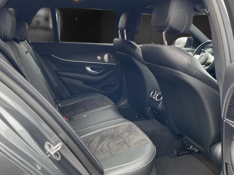 Mercedes-Benz E 400 AMG/340HP/19&#39;&#39;/MULTIBEAM/DISTRO/BURMESTER/, снимка 13 - Автомобили и джипове - 50460422