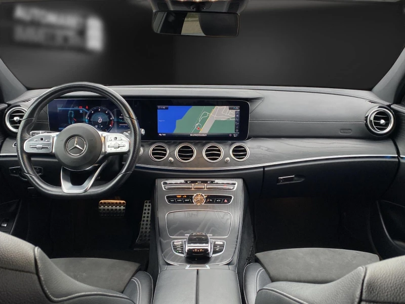 Mercedes-Benz E 400 AMG/340HP/19&#39;&#39;/MULTIBEAM/DISTRO/BURMESTER/, снимка 9 - Автомобили и джипове - 50460422