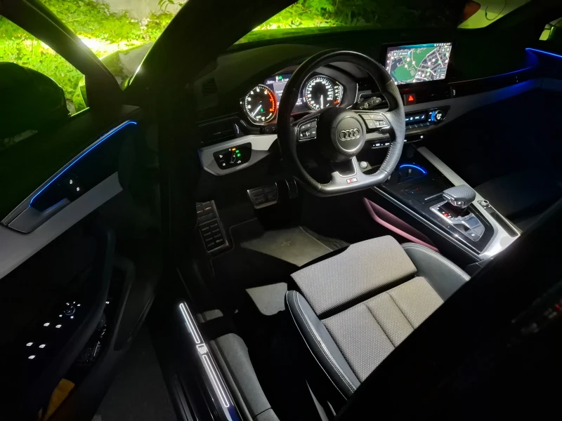 Audi A4 2.0т- G tron, Метан фабричен, снимка 12 - Автомобили и джипове - 51513733