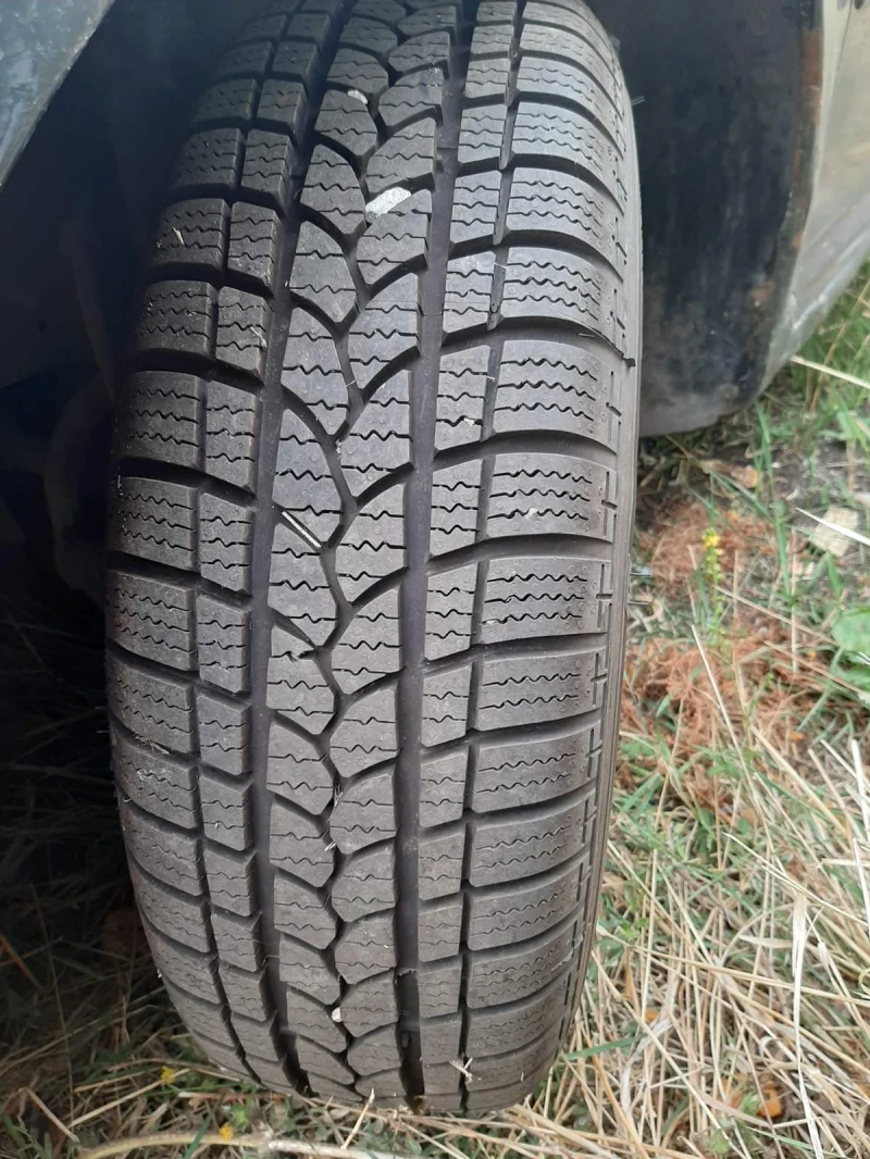 VW Golf 1.4i 16V 75кс, снимка 9 - Автомобили и джипове - 52348974