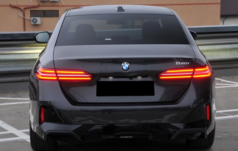 BMW 520 M-Sport, снимка 7 - Автомобили и джипове - 53165383