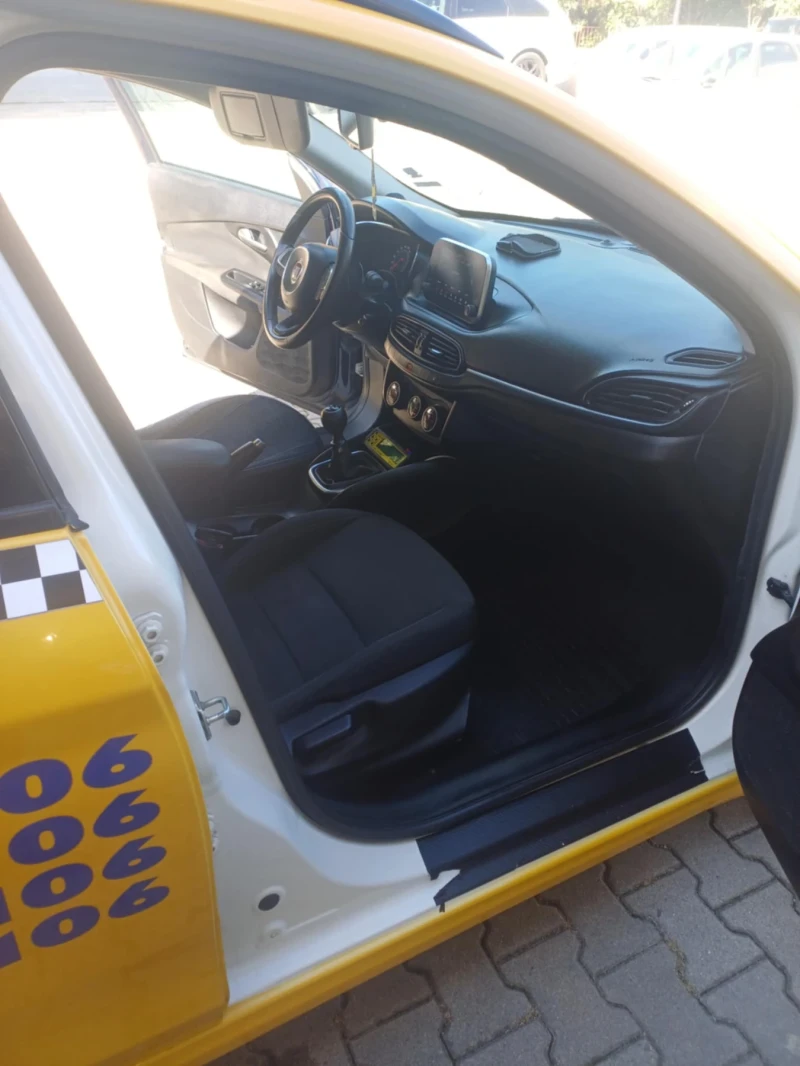 Fiat Tipo 120 hp 1.4 Jet-T, ел. стъкла, full Led, LPG, снимка 6 - Автомобили и джипове - 53316436