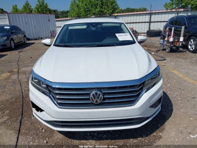 VW Passat 2.0T SE  - изображение 5