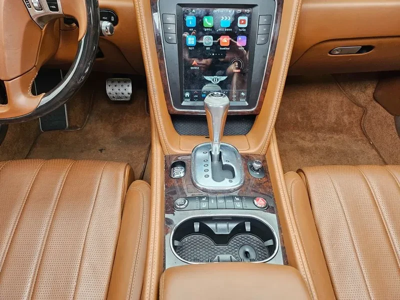 Bentley Flying Spur 6.0 - САМО 30% АВАНС, снимка 14 - Автомобили и джипове - 56222660