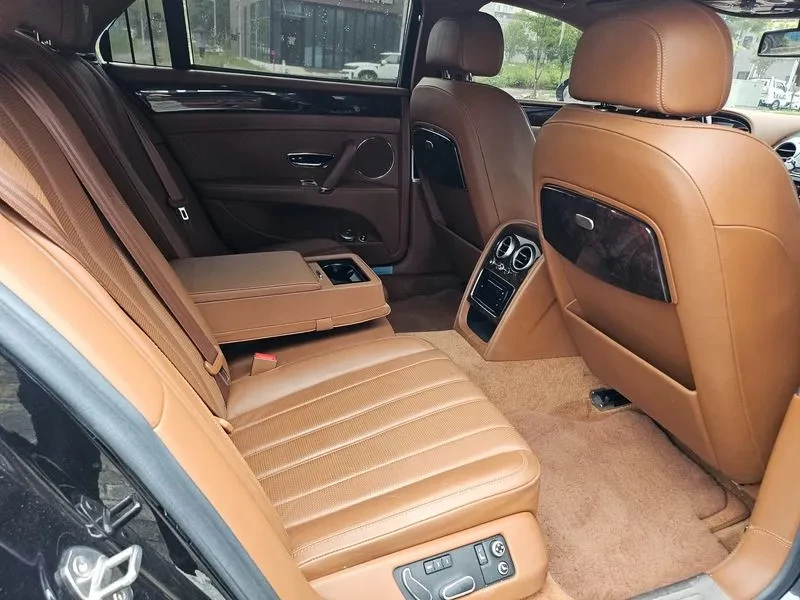 Bentley Flying Spur 6.0 - САМО 30% АВАНС, снимка 10 - Автомобили и джипове - 56222660
