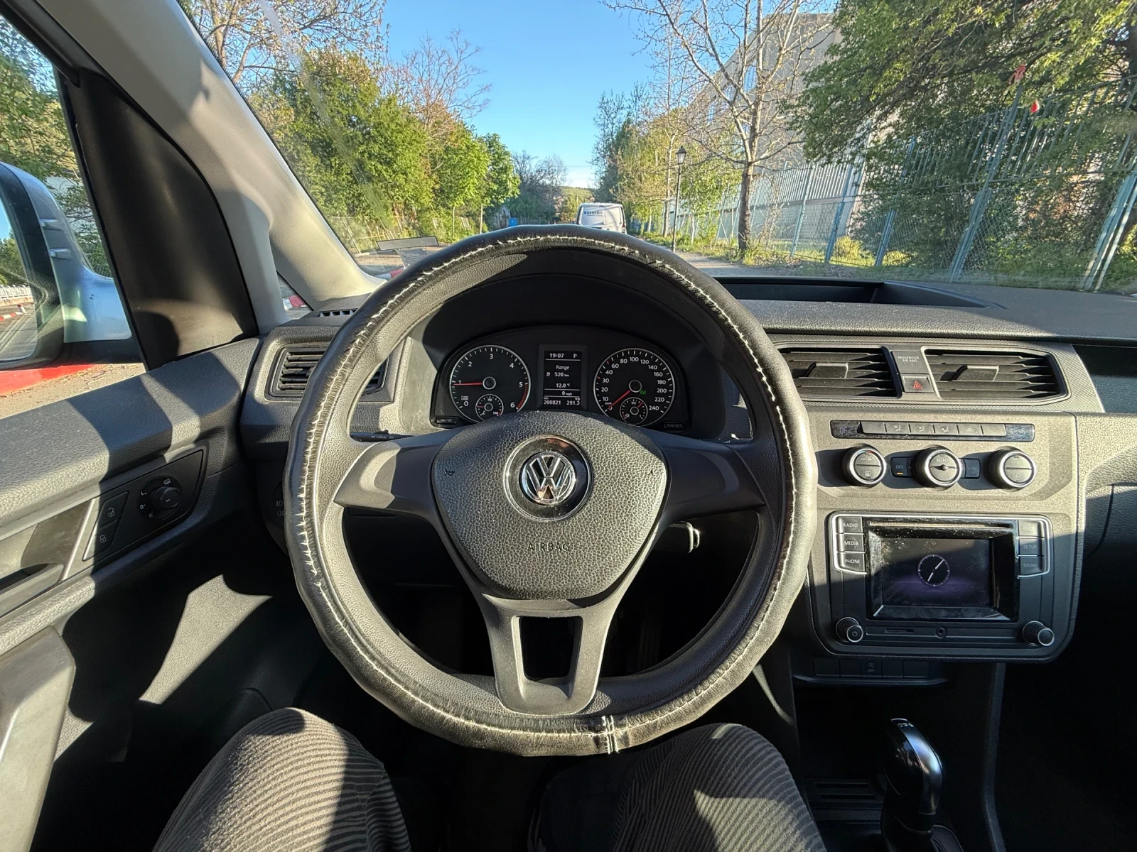 VW Caddy КАТО НОВА! - изображение 7