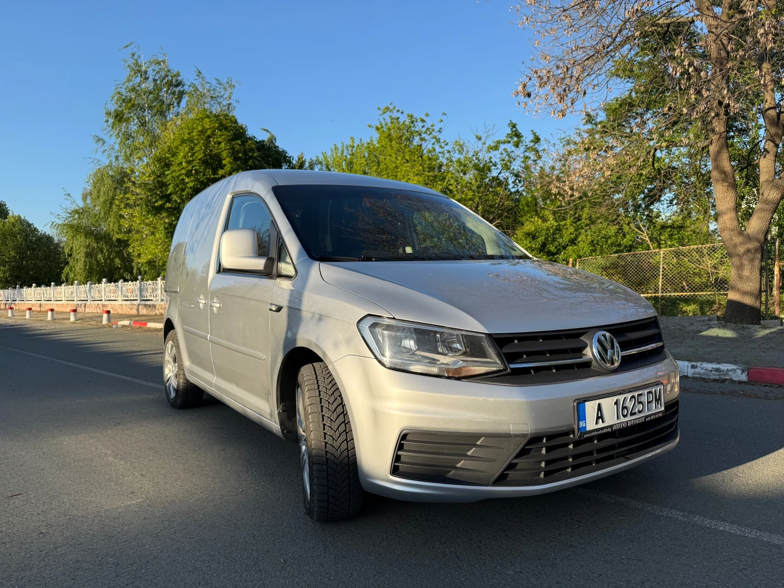 VW Caddy КАТО НОВА! - изображение 5