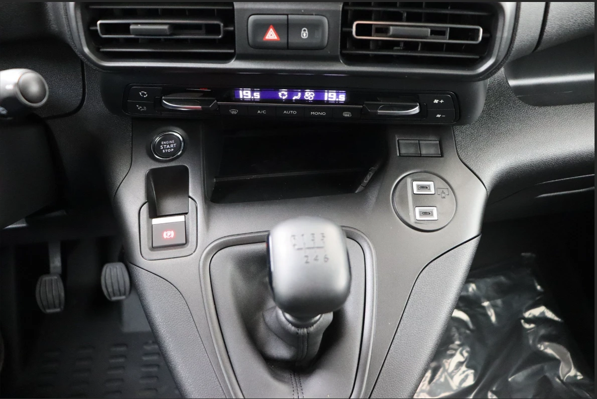 Peugeot Partner 1.5 HDI - изображение 10
