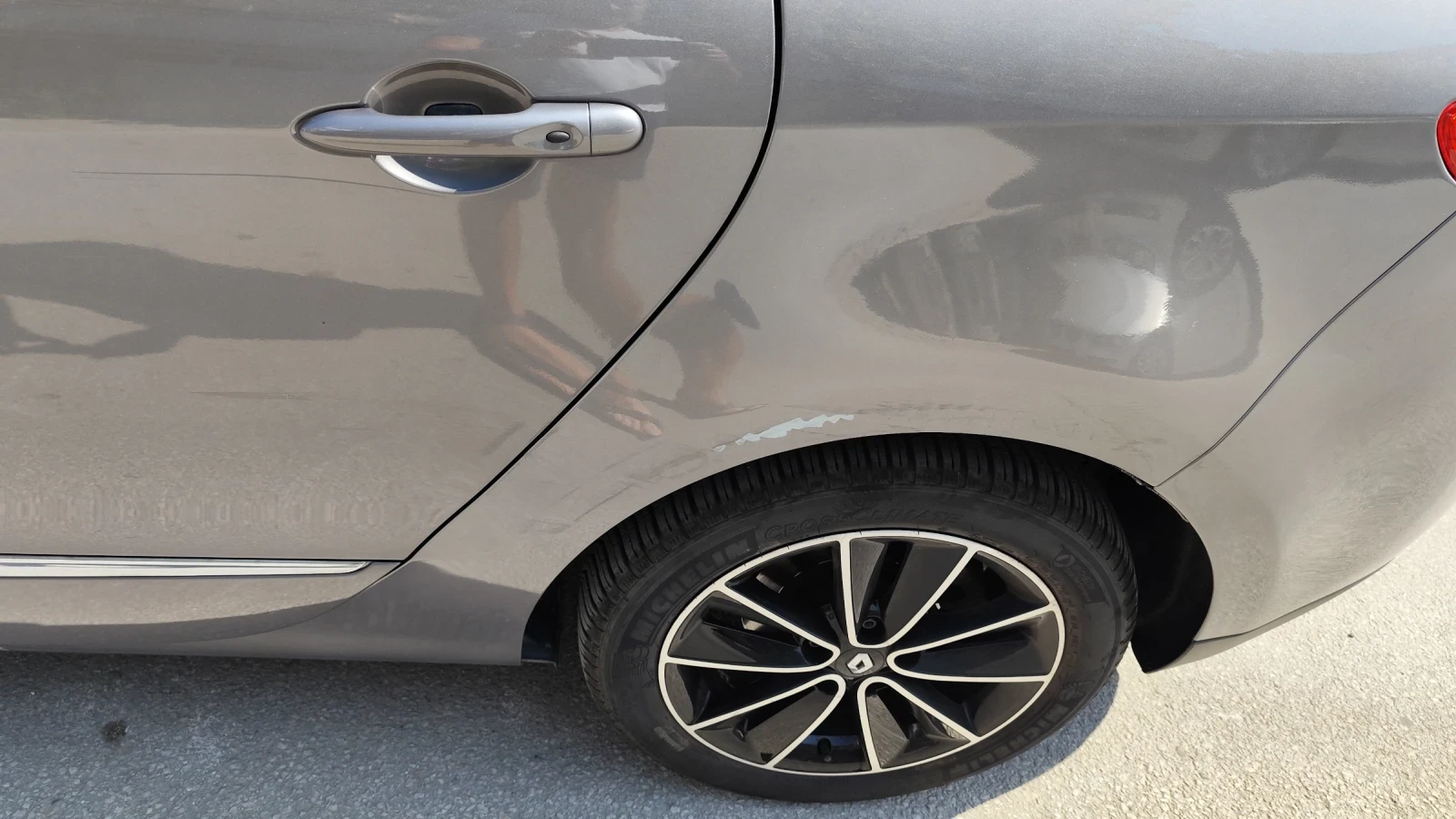 Renault Grand scenic Bose - изображение 6