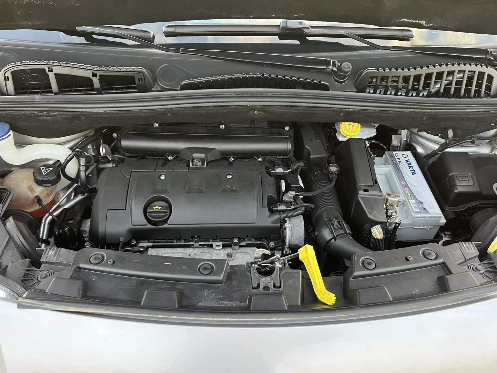 Citroen C3 Picasso 1.4I 95кс EURO 4 КЛИМАТИК АВТОПИЛОТ, снимка 15 - Автомобили и джипове - 52682336