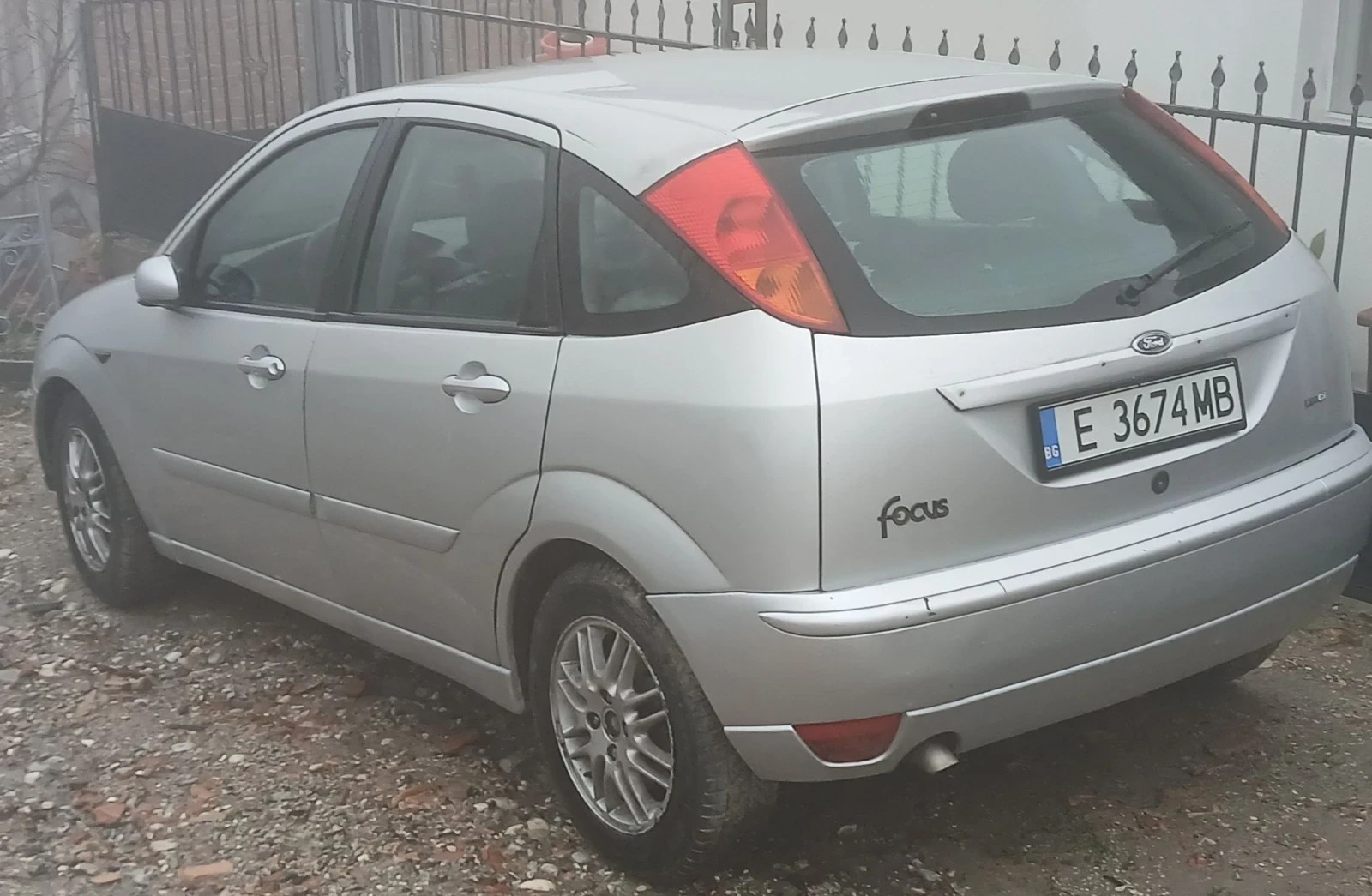 Ford Focus 1.8 - изображение 3