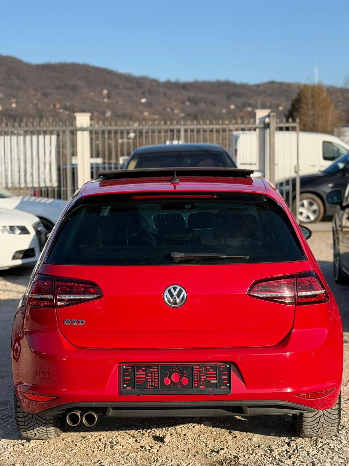 VW Golf  2.0 GTD - изображение 5