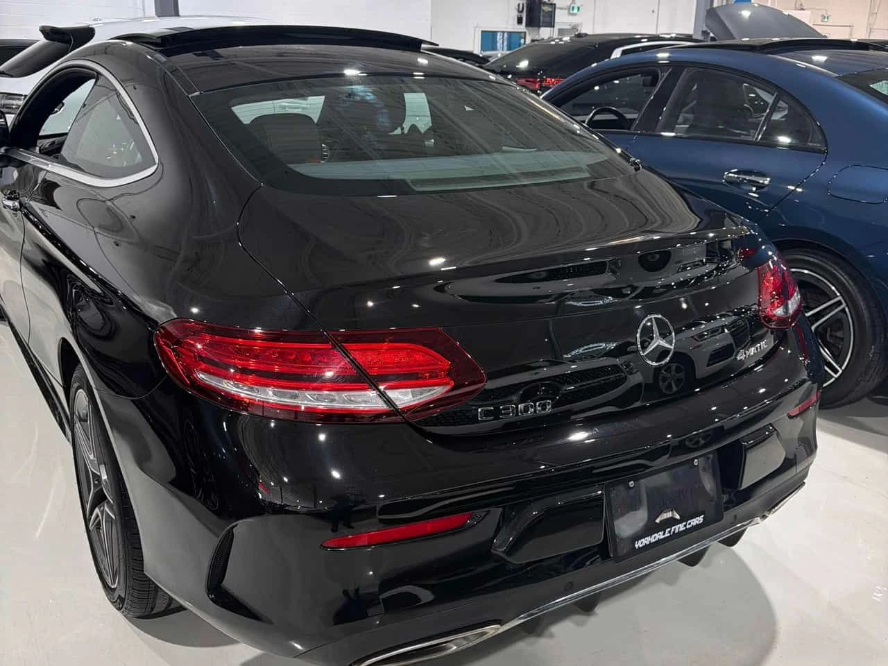 Mercedes-Benz C 300 * 4MATIC* DISTRONIC* ДИГИТАЛНО ТАБЛО*  - изображение 4