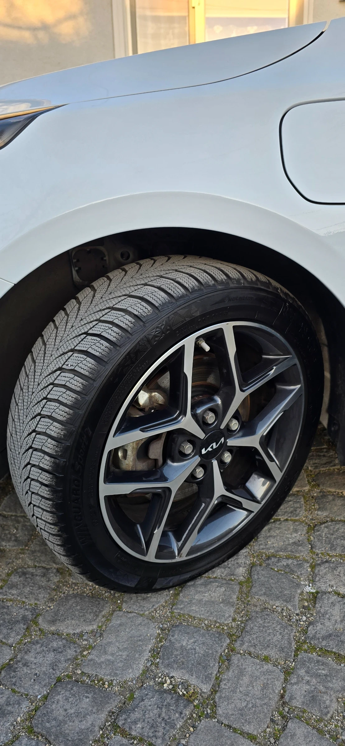 Kia Ceed Plug In Hybrid, снимка 7 - Автомобили и джипове - 53829351