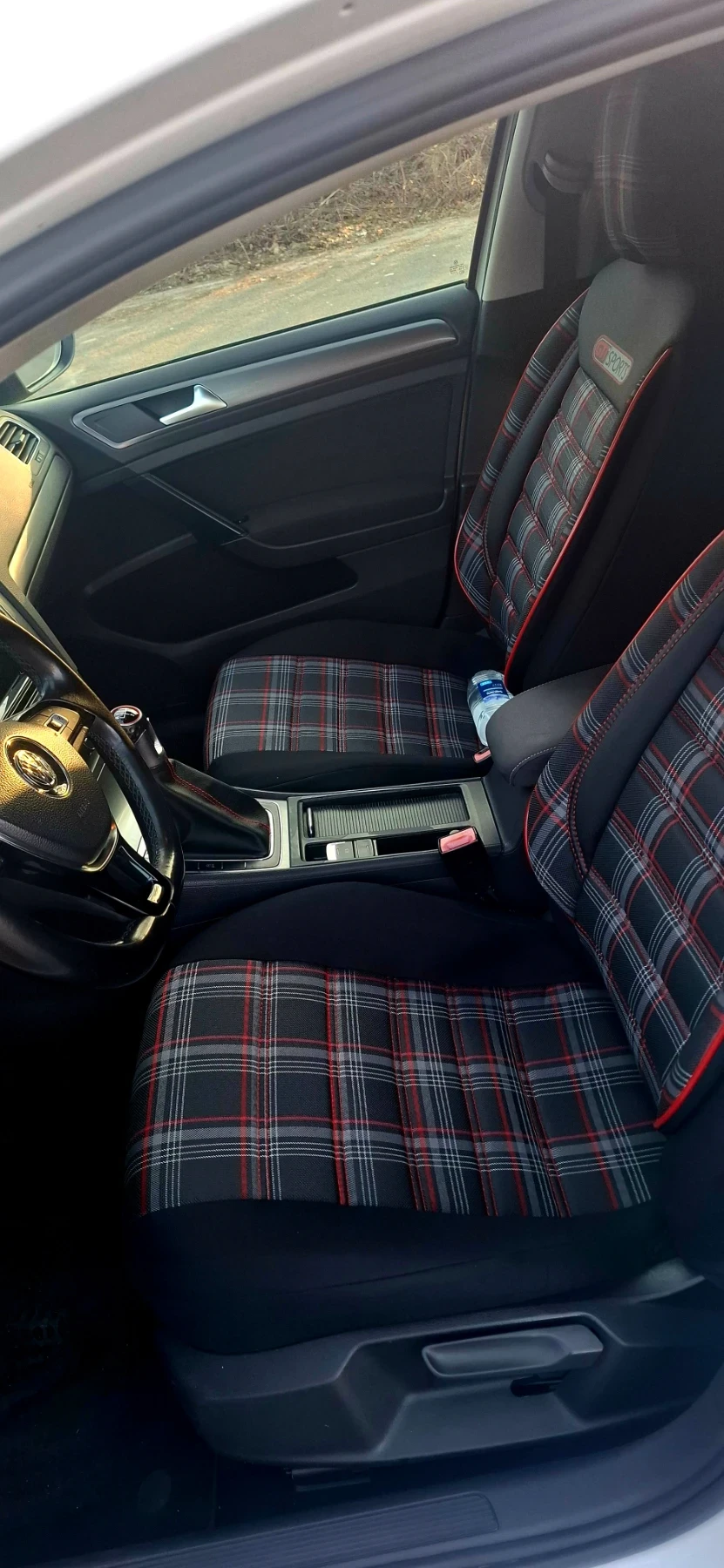 VW Golf TDI- blue motion, снимка 10 - Автомобили и джипове - 53864577