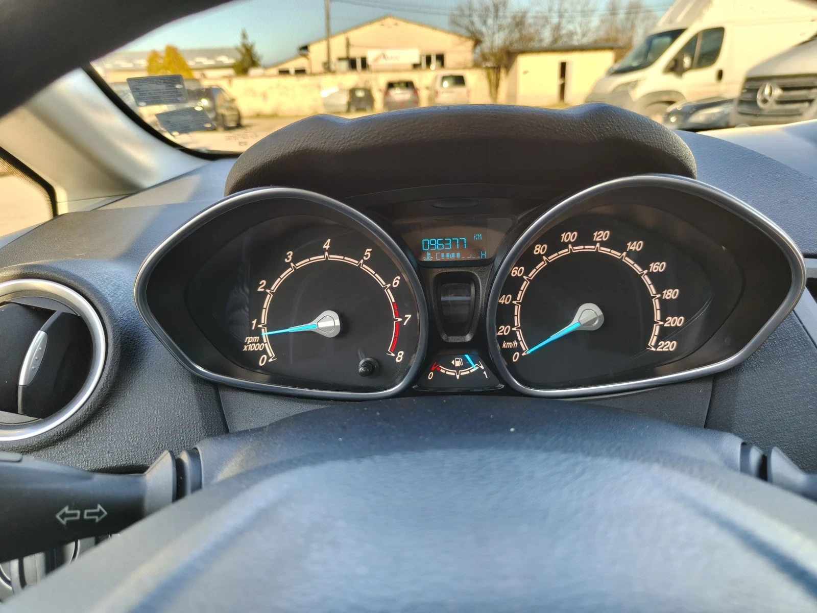 Ford Fiesta 1.2 60 к.с. , снимка 6 - Автомобили и джипове - 54171760