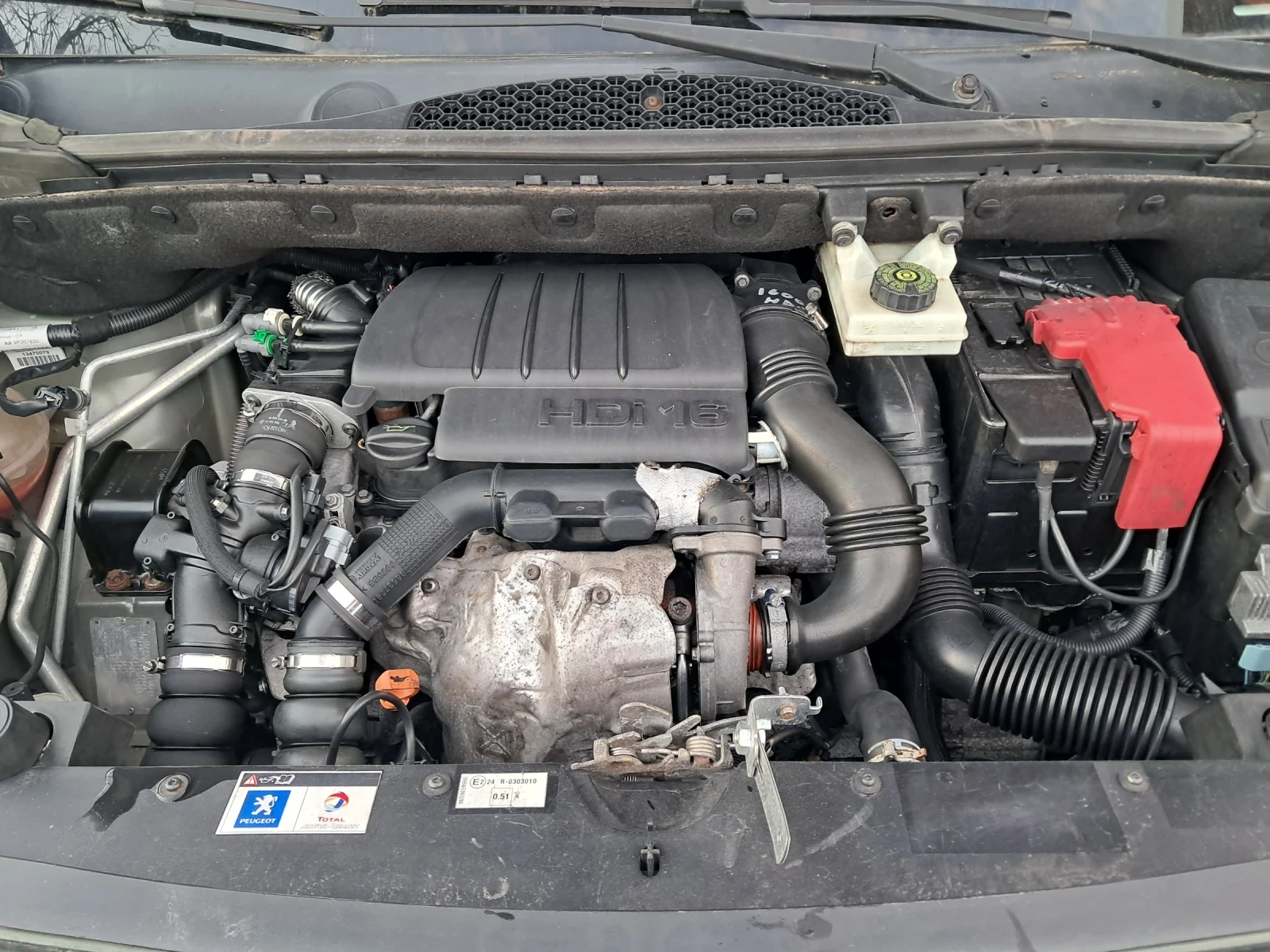 Peugeot Partner 1.6 HDi 110ks пътнически, снимка 14 - Автомобили и джипове - 54101855