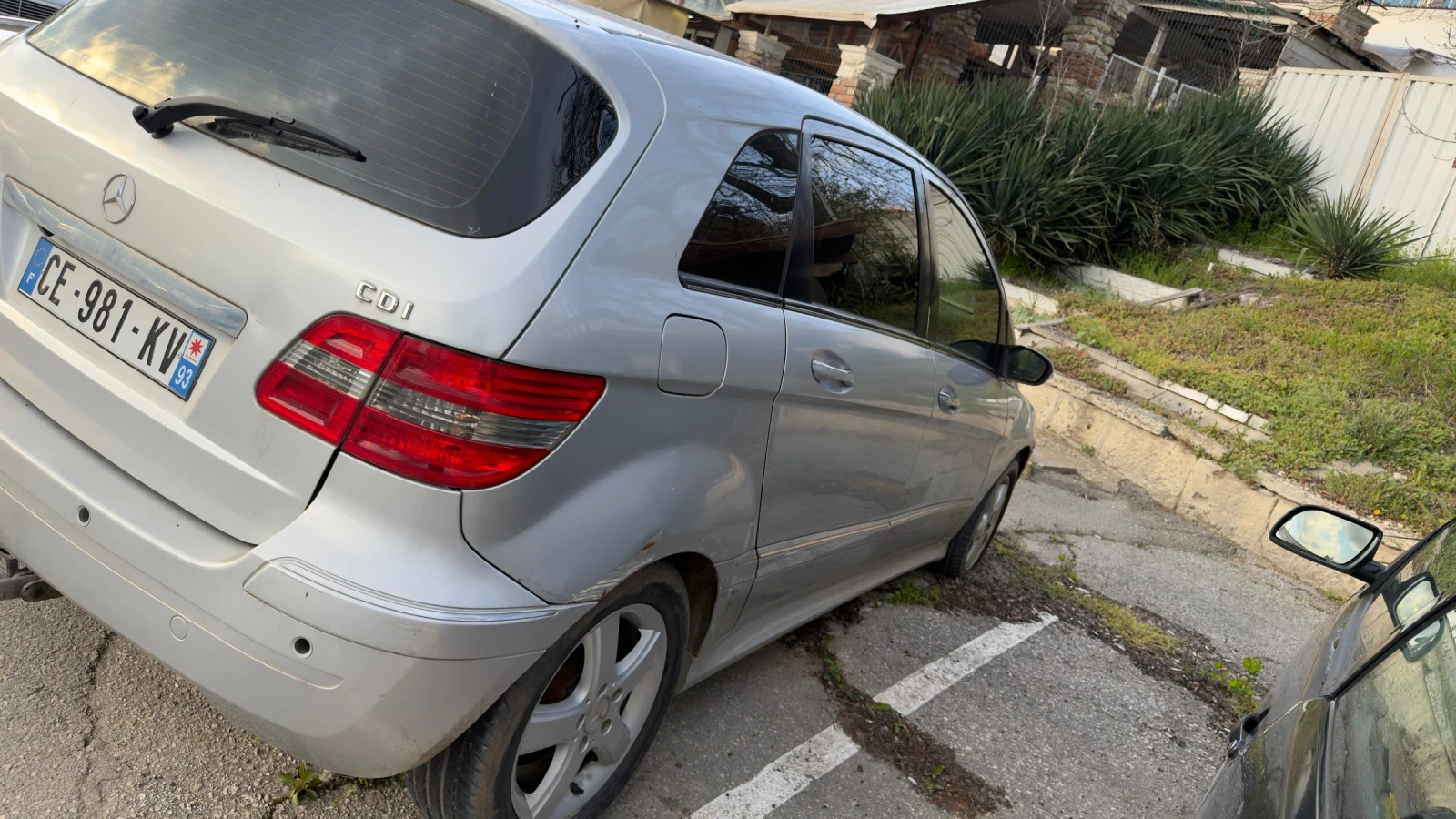 Mercedes-Benz B 180, снимка 7 - Автомобили и джипове - 54159445