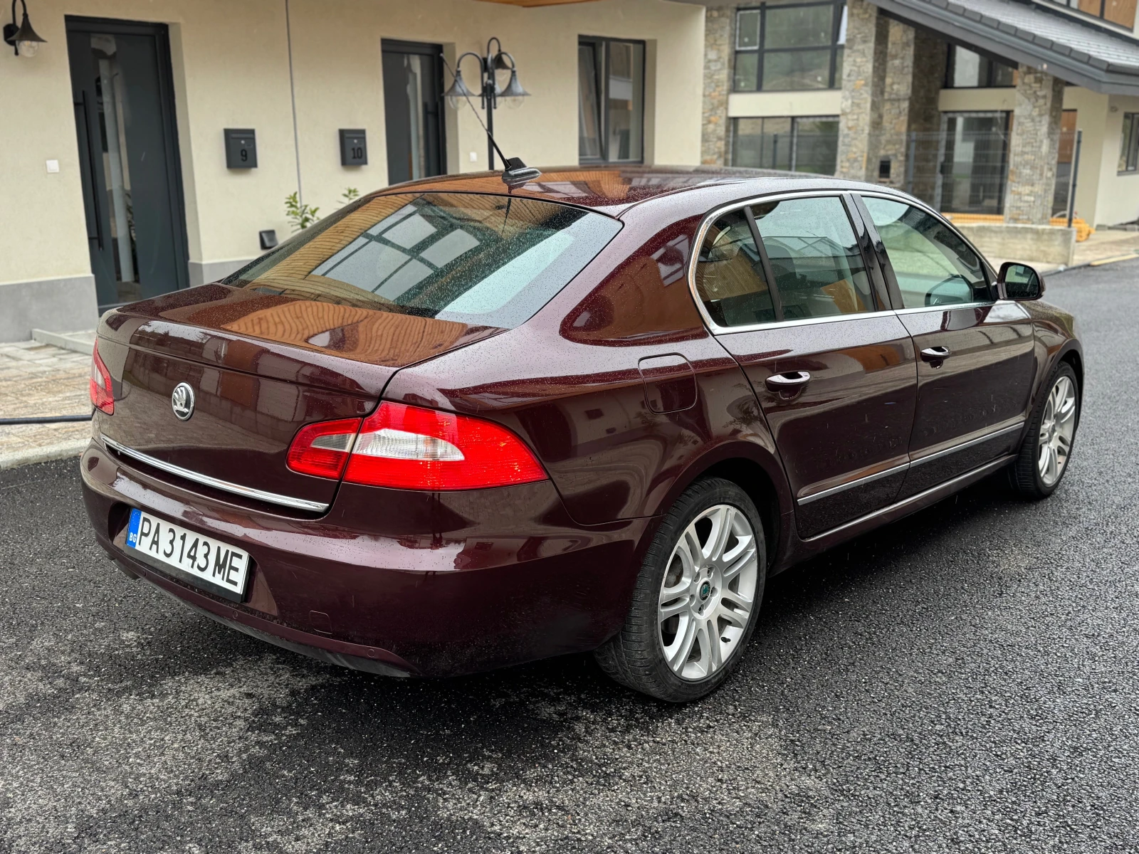 Skoda Superb 2.0/DSG/Отлична/, снимка 17 - Автомобили и джипове - 54368943
