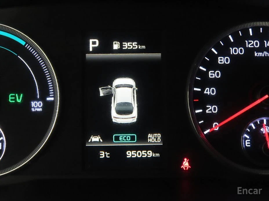 Kia K5, снимка 9 - Автомобили и джипове - 54396943