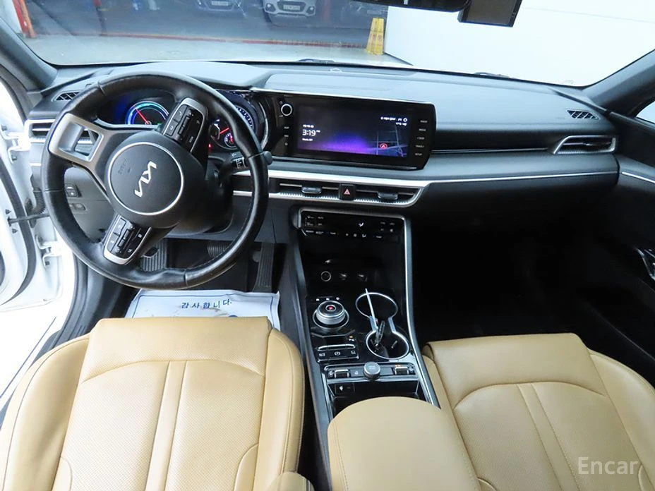Kia K5, снимка 8 - Автомобили и джипове - 54396943
