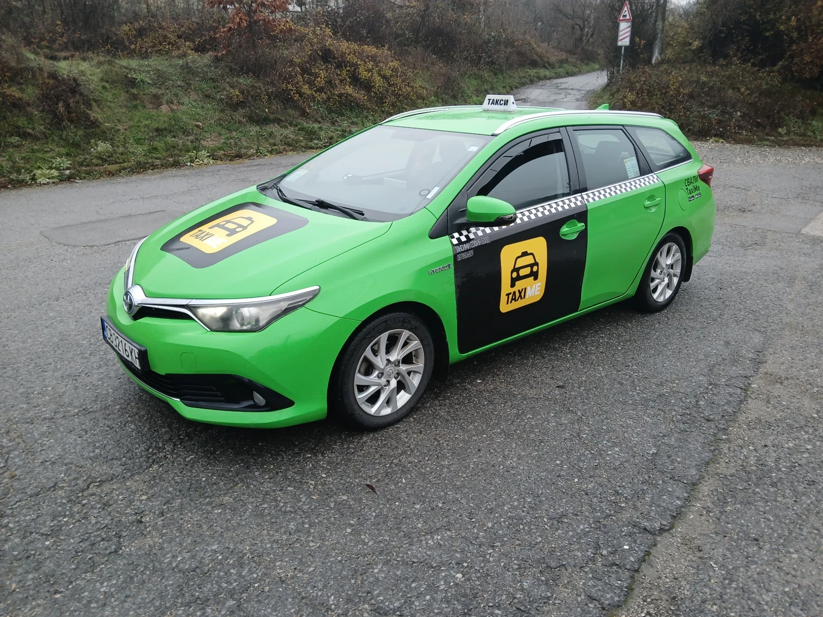Toyota Auris, снимка 2 - Автомобили и джипове - 54783349