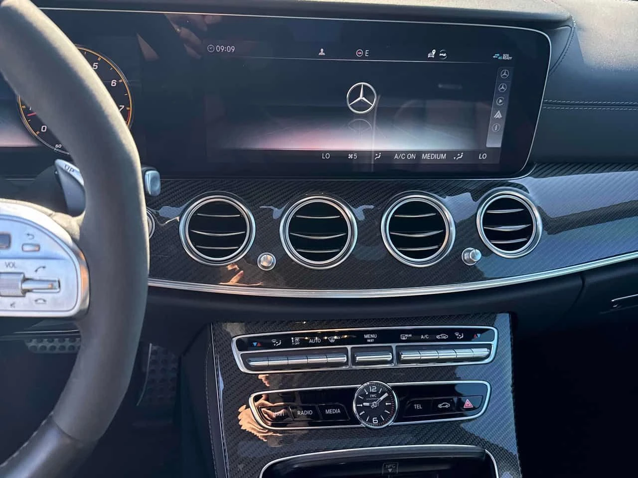 Mercedes-Benz AMG GT C * E 63 S * CARFAX * ЦЕНА ДО БГ, снимка 9 - Автомобили и джипове - 54979640