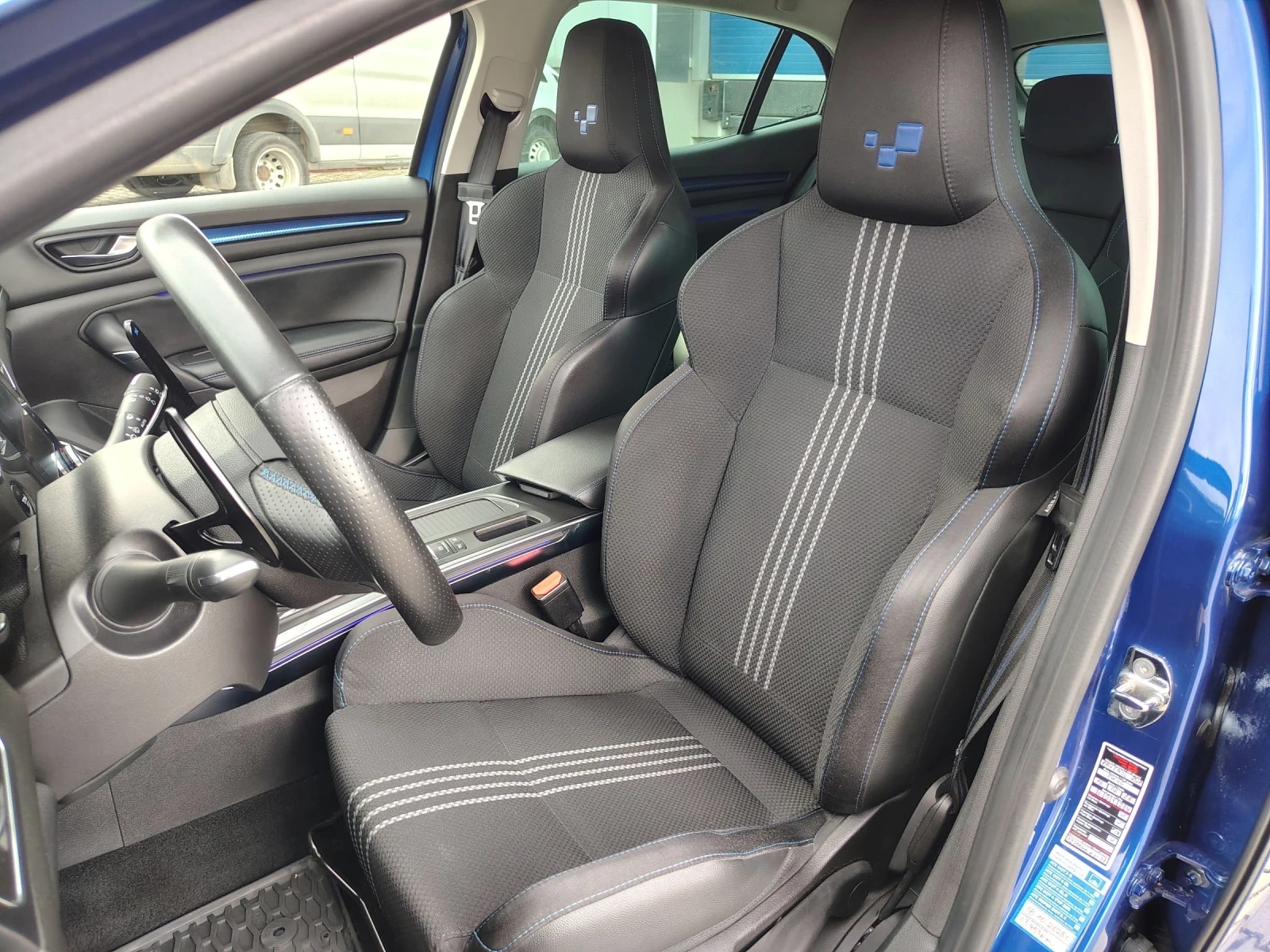 Renault Megane GT 1.6Tce/205hp/EDC/4 Control, снимка 8 - Автомобили и джипове - 55271285