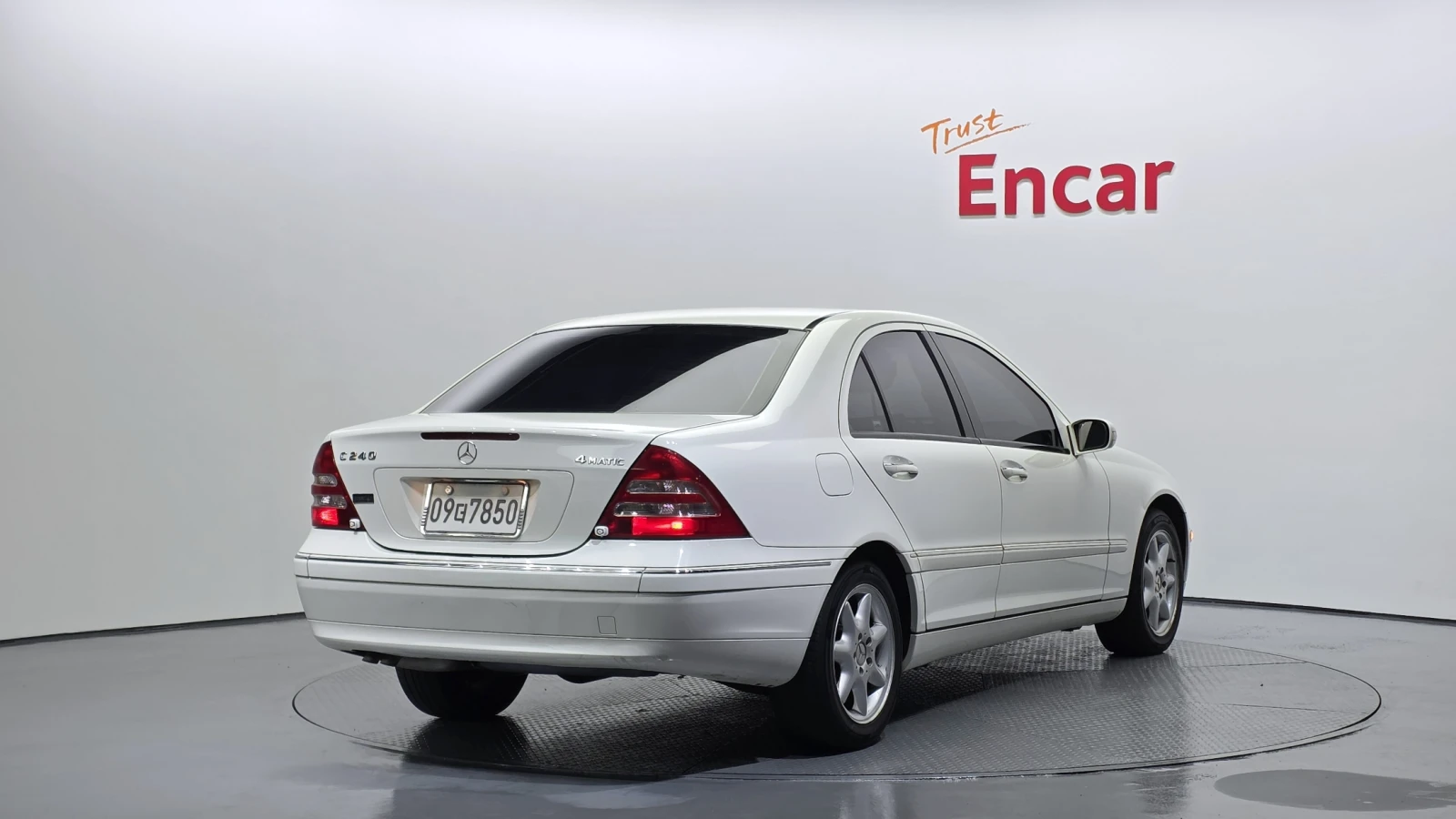 Mercedes-Benz C 240 ЛЮК* КРАЙНА ЦЕНА, снимка 2 - Автомобили и джипове - 55496185