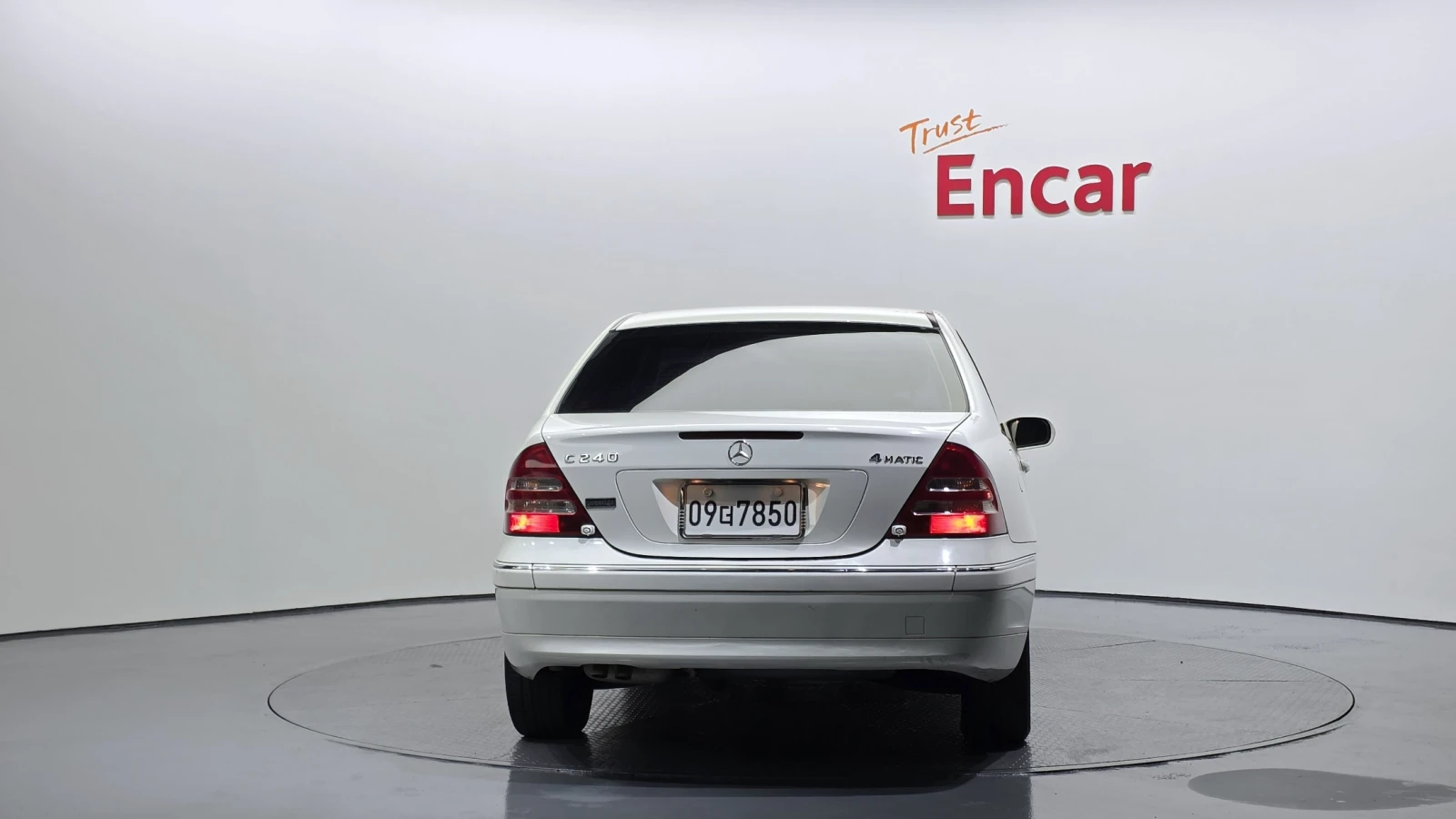 Mercedes-Benz C 240 ЛЮК* КРАЙНА ЦЕНА, снимка 4 - Автомобили и джипове - 55496185