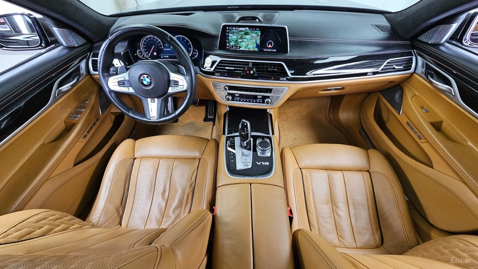 BMW 760 Li xDrive* V 12* 360* HUD* HARMAN* МАСАЖ* ОБДУХ, снимка 4 - Автомобили и джипове - 55646364