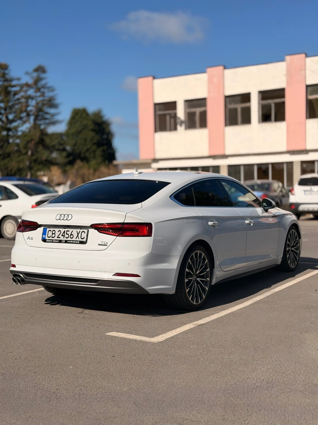 Audi A5 Sportback * S-line * Matrix * Full * АвтоКредит , снимка 5 - Автомобили и джипове - 55769488