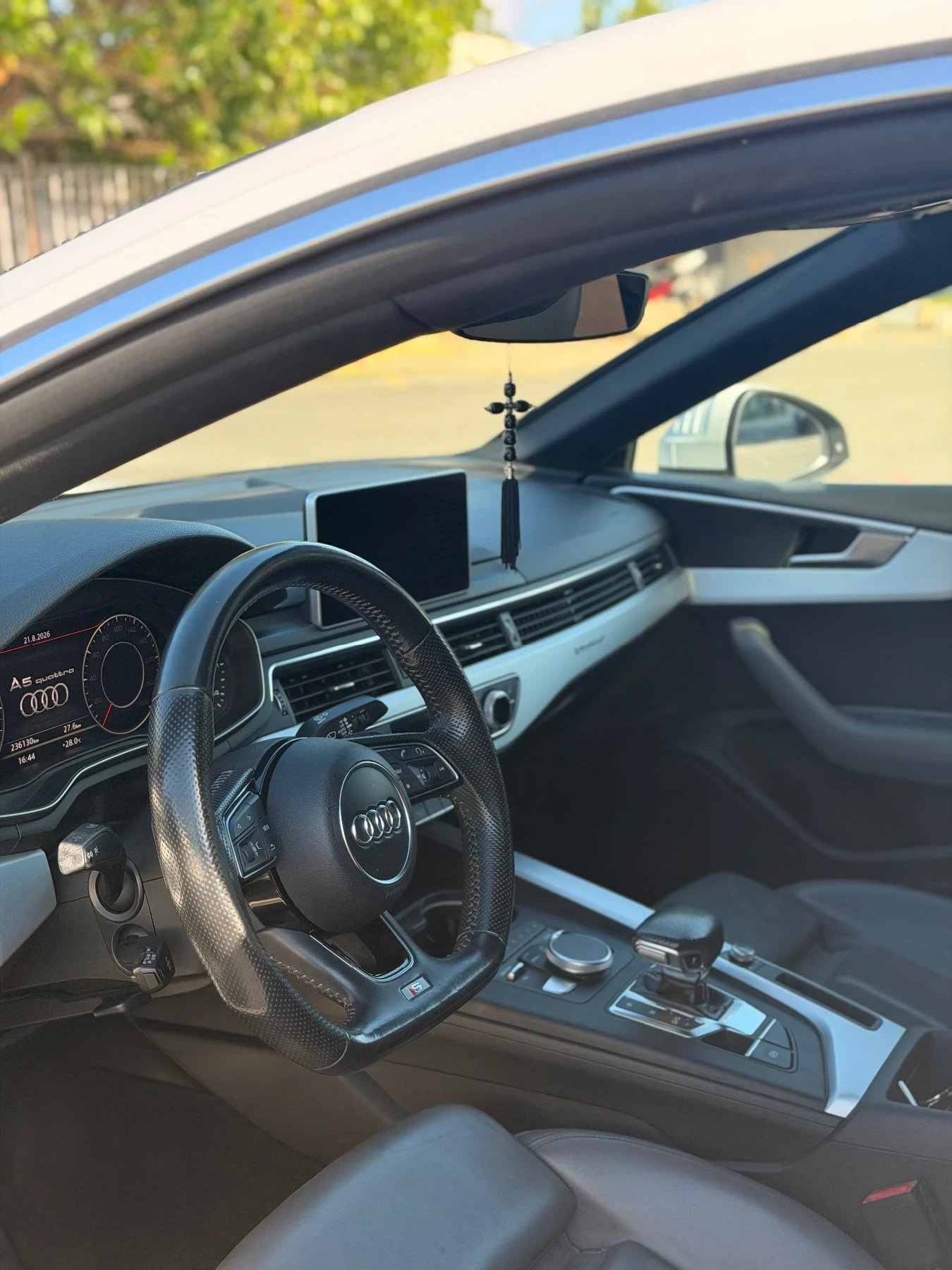 Audi A5 Sportback * S-line * Matrix * Full * АвтоКредит , снимка 8 - Автомобили и джипове - 55769488