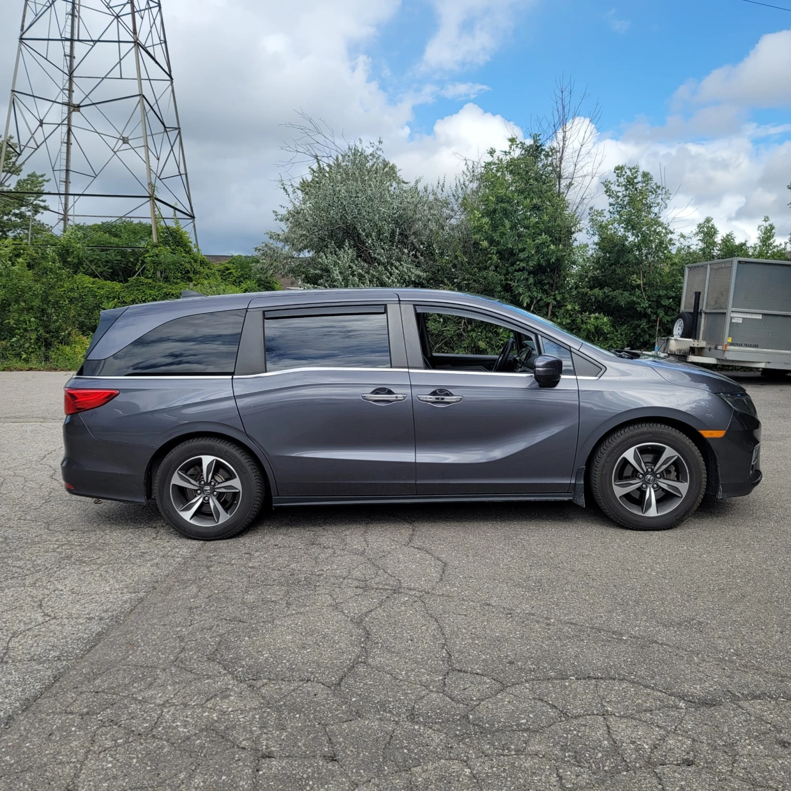 Honda Odyssey * EX L * АВТОКРЕДИТ БЕЗ ПЪРВОНАЧАЛНА ВНОСКА* , снимка 3 - Автомобили и джипове - 55802446
