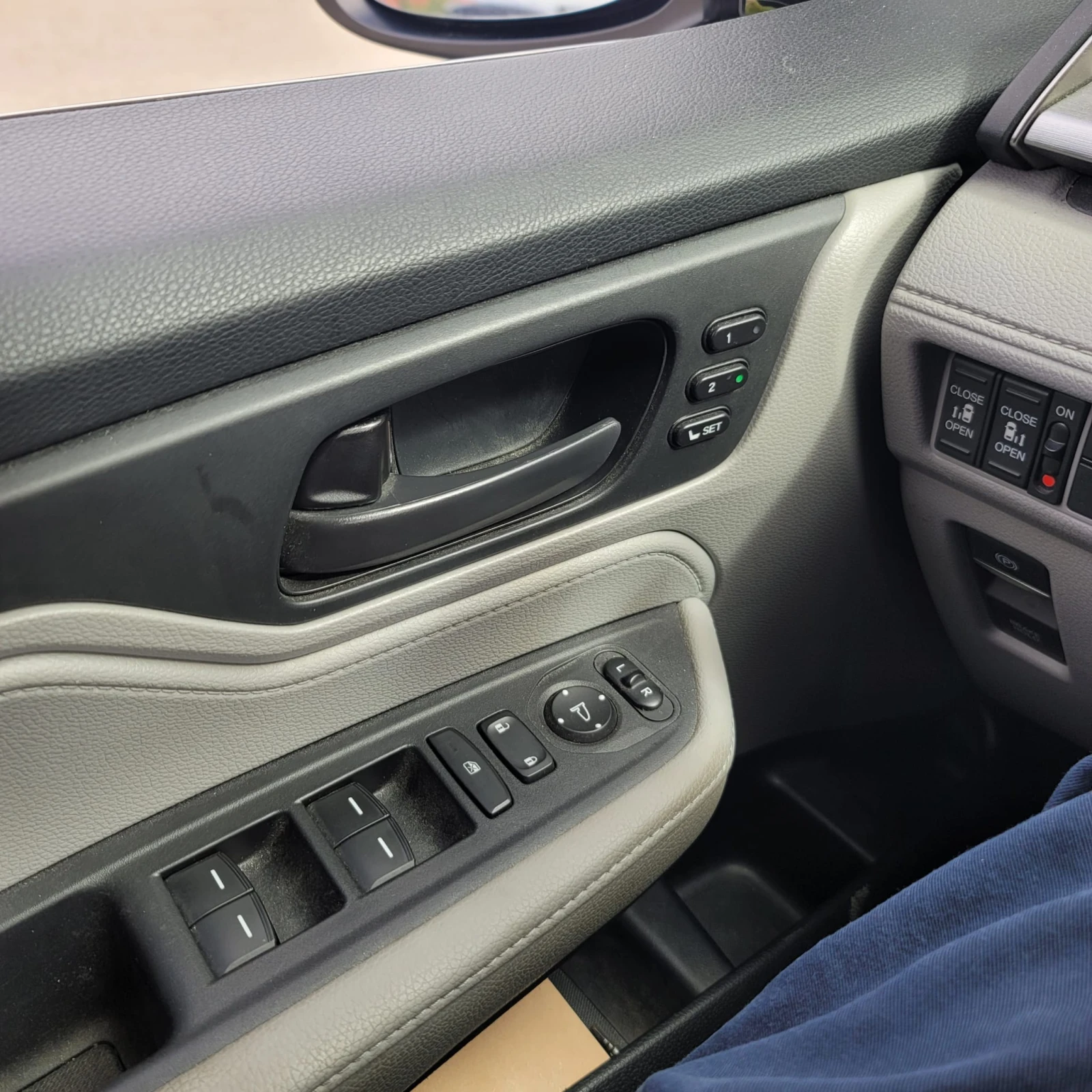 Honda Odyssey * EX L * АВТОКРЕДИТ БЕЗ ПЪРВОНАЧАЛНА ВНОСКА* , снимка 14 - Автомобили и джипове - 55802446