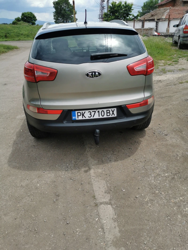 Kia Sportage, снимка 5 - Автомобили и джипове - 46247896