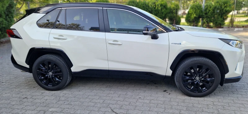 Toyota Rav4 2.5 Hybrid Style Sel, снимка 4 - Автомобили и джипове - 47390873