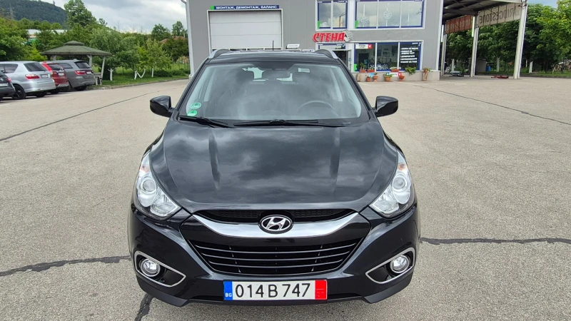 Hyundai IX35 2.0i 130000км Германия Отличен, снимка 2 - Автомобили и джипове - 50258470