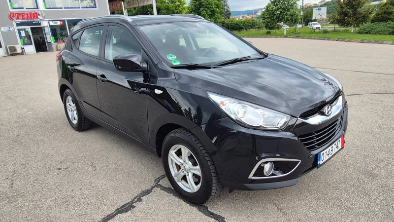 Hyundai IX35 2.0i 130000км Германия Отличен, снимка 3 - Автомобили и джипове - 50258470