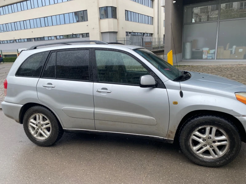Toyota Rav4, снимка 3 - Автомобили и джипове - 52974633